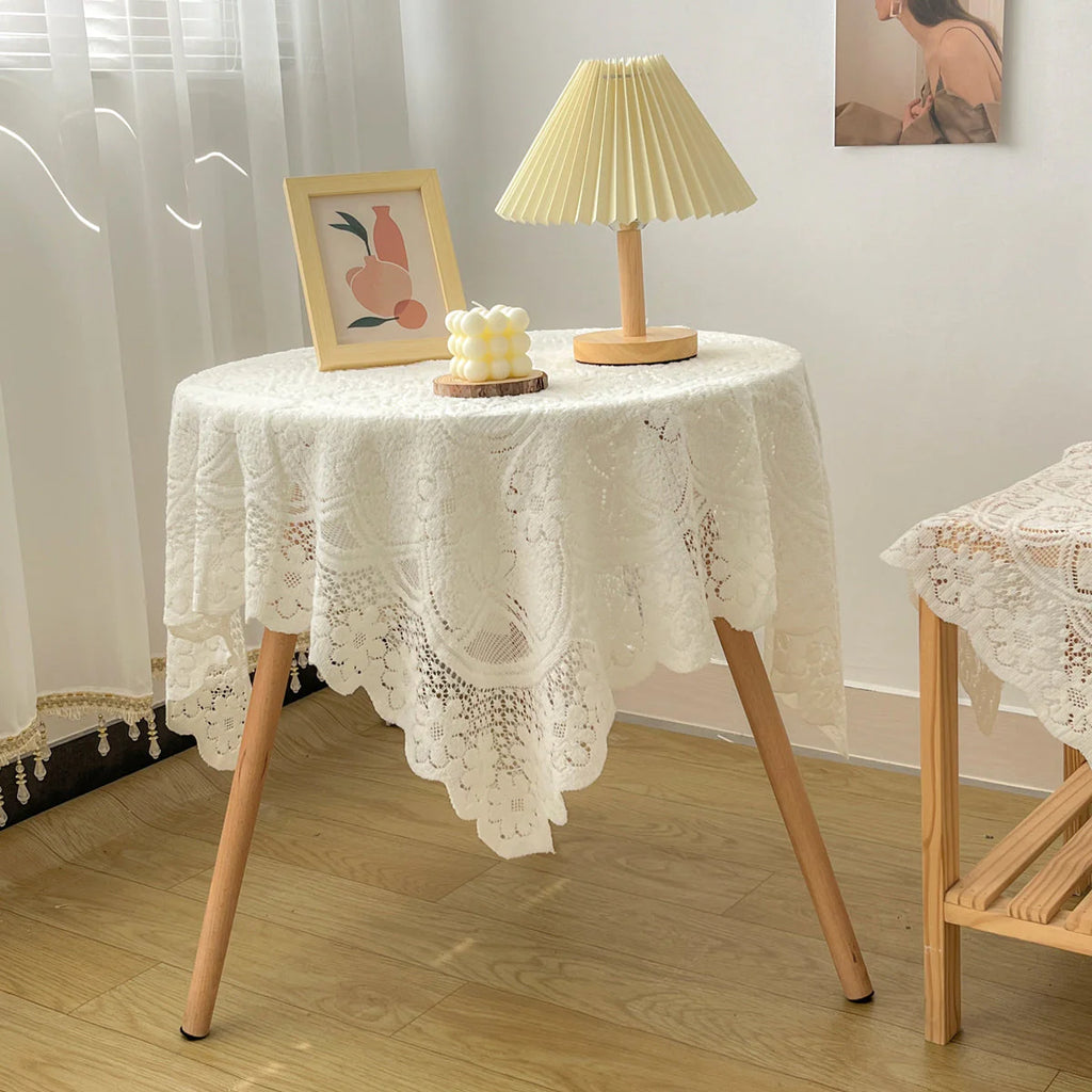 Spitzen-Vintage-Tischdecke, inspiriertes, elegantes Dekor f��r Esszimmer und Heim-Styling